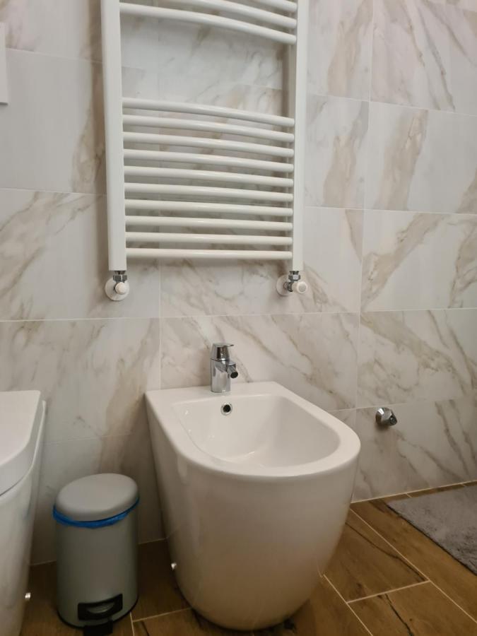 Appartement La Boheme, 2 Min Da Qc Terme, Free Parking à San Pellegrino Terme Extérieur photo