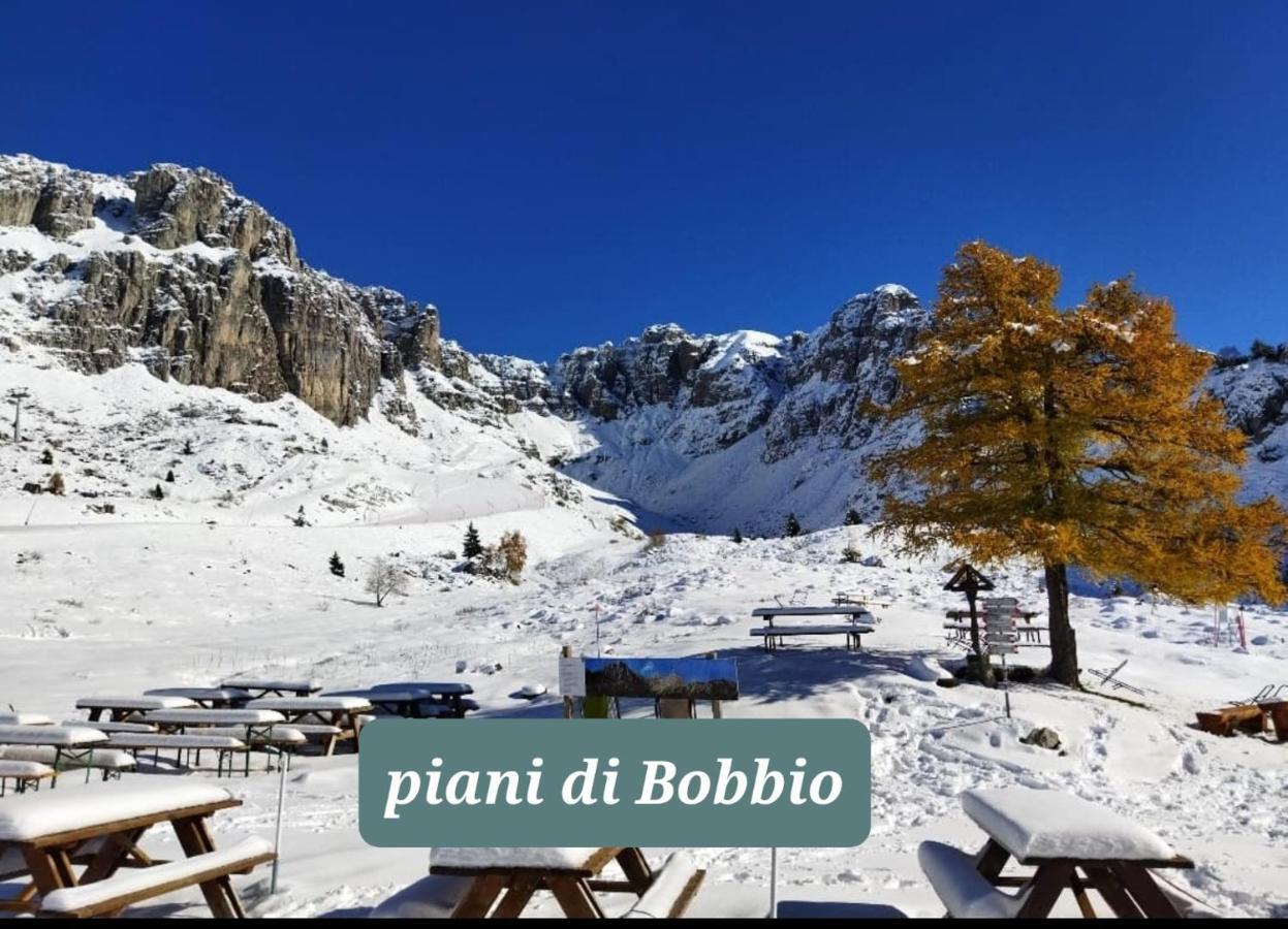Appartement La Boheme, 2 Min Da Qc Terme, Free Parking à San Pellegrino Terme Extérieur photo